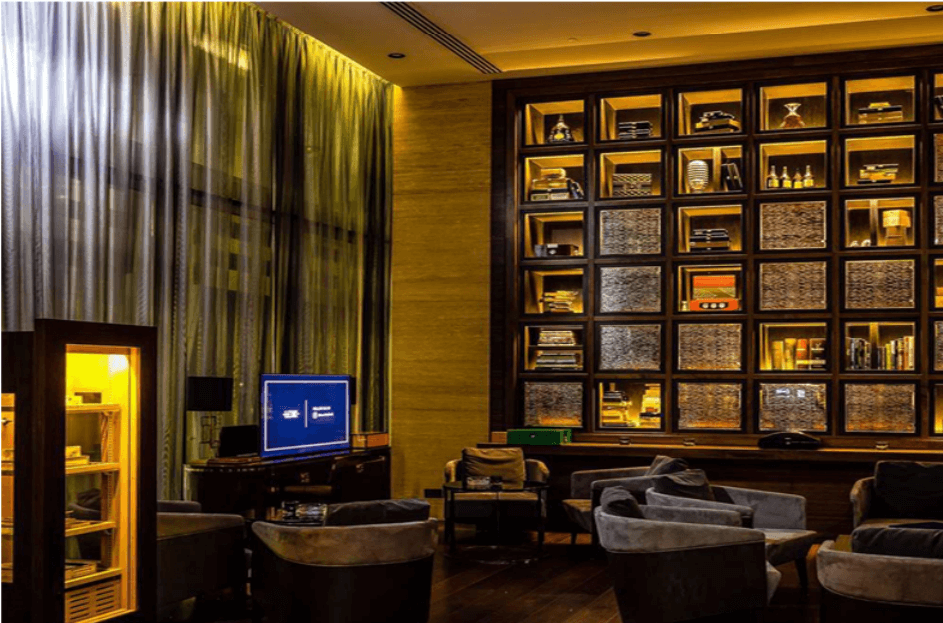 Grand Hyatt, Abu Dhabi Decorative Shelf